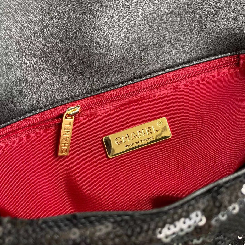 sequin 19 Flap Bag Black