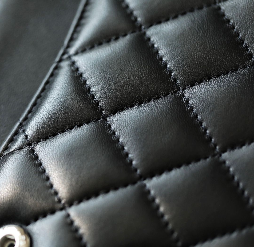 timeless classic Flap bag silver hardware