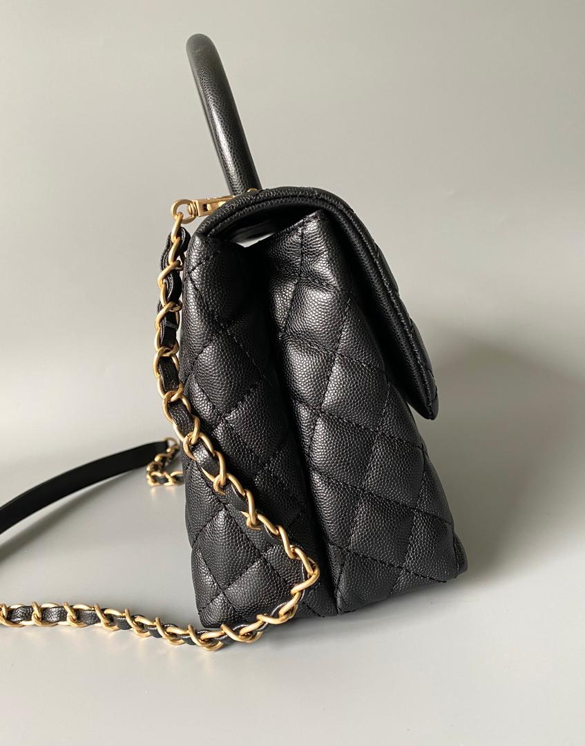 medium flap Bag black With Coco Handle