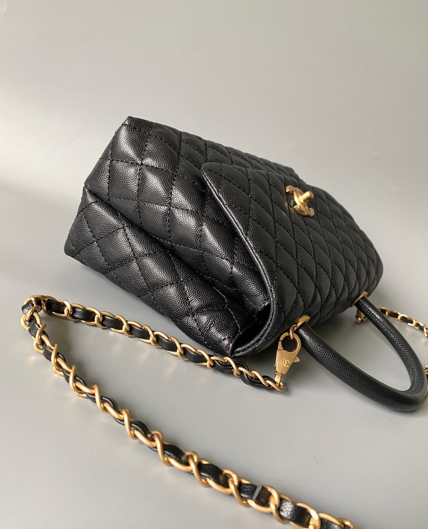 medium flap Bag black With Coco Handle