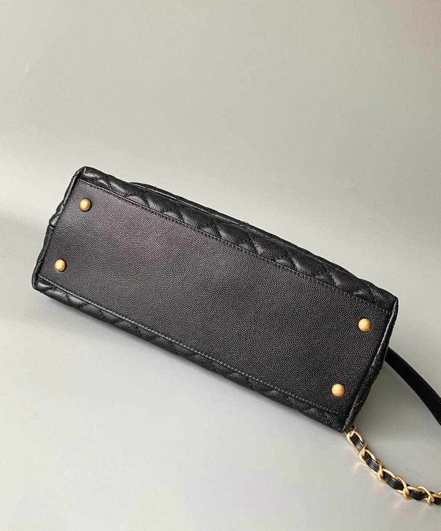 medium flap Bag black With Coco Handle