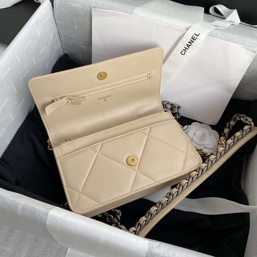 19 Wallet on chain WOC beige