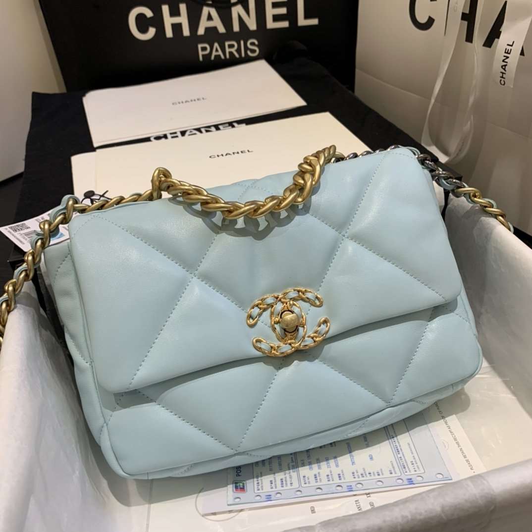 19 small Flap Bag Tiffany Blue