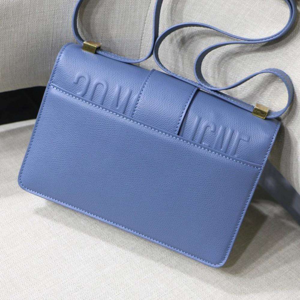 30 Montaigne Bag