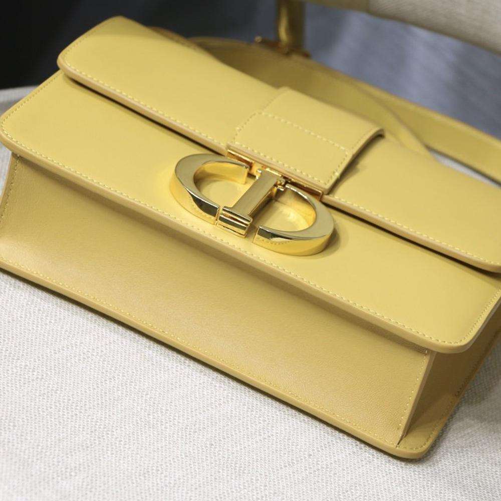 30 Montaigne Pouch