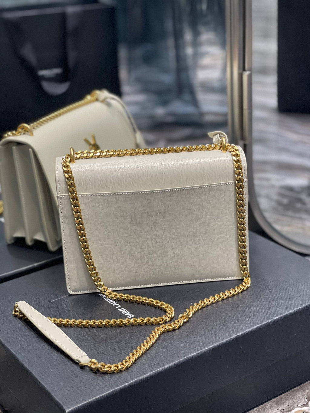 Medium Sunset Bag 22 White Lambskin Gold Tone 22 x 16 x 8cm