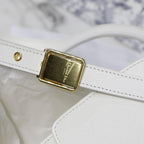 30 MONTAIGNE BAG Latte Box Calfskin
