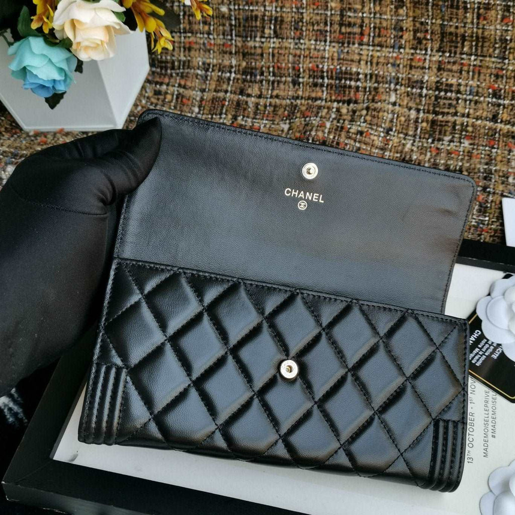 Boy long Flap Wallet Lambskin