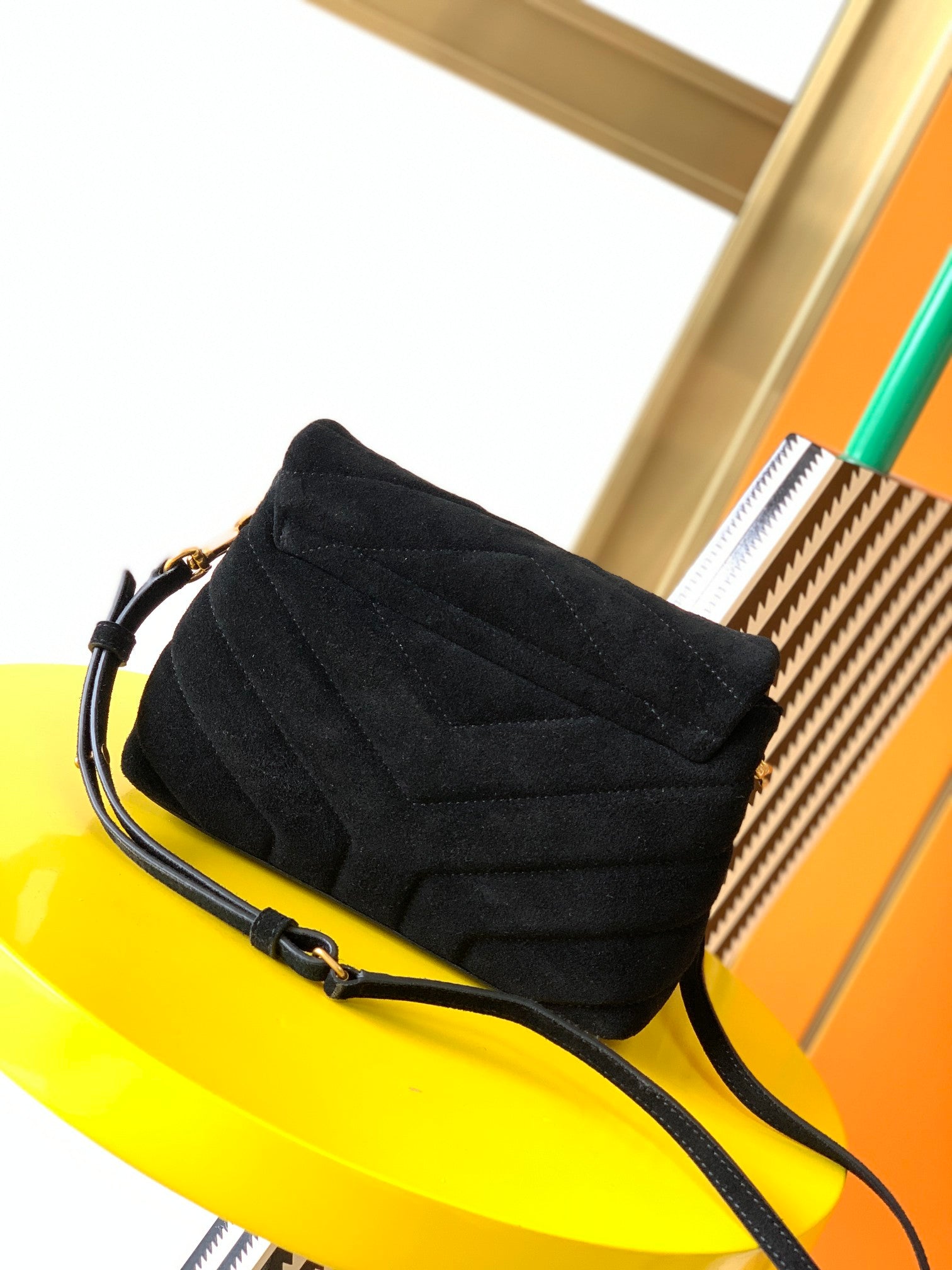 Loulou 20 Black Velvet  20x14x7cm