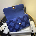 19 Denim medium Flap Bag