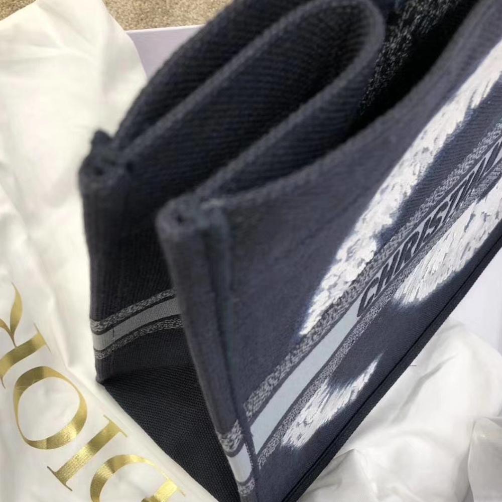 Book Tote