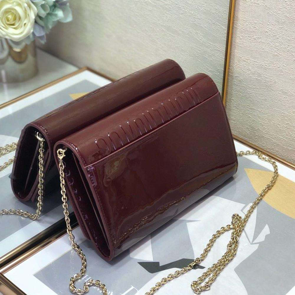 30 Montaigne Pouch