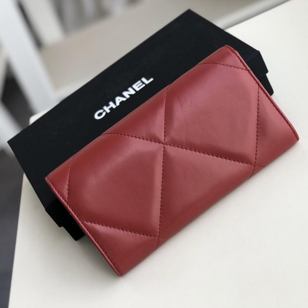 19 Quilted Flap Wallet