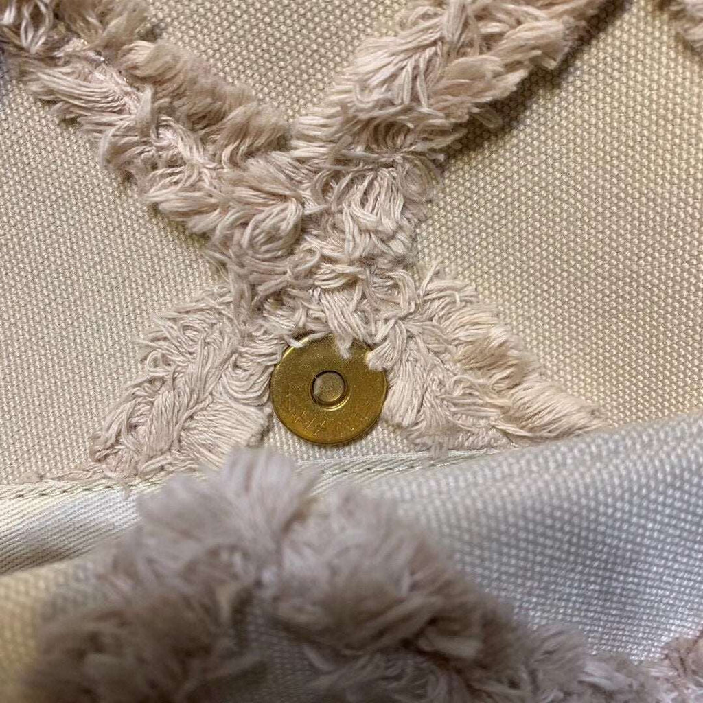 19 Medium Denim Flap Bag Beige
