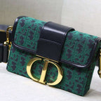 30 Montaigne Flap Bag