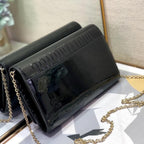 30 Montaigne Pouch