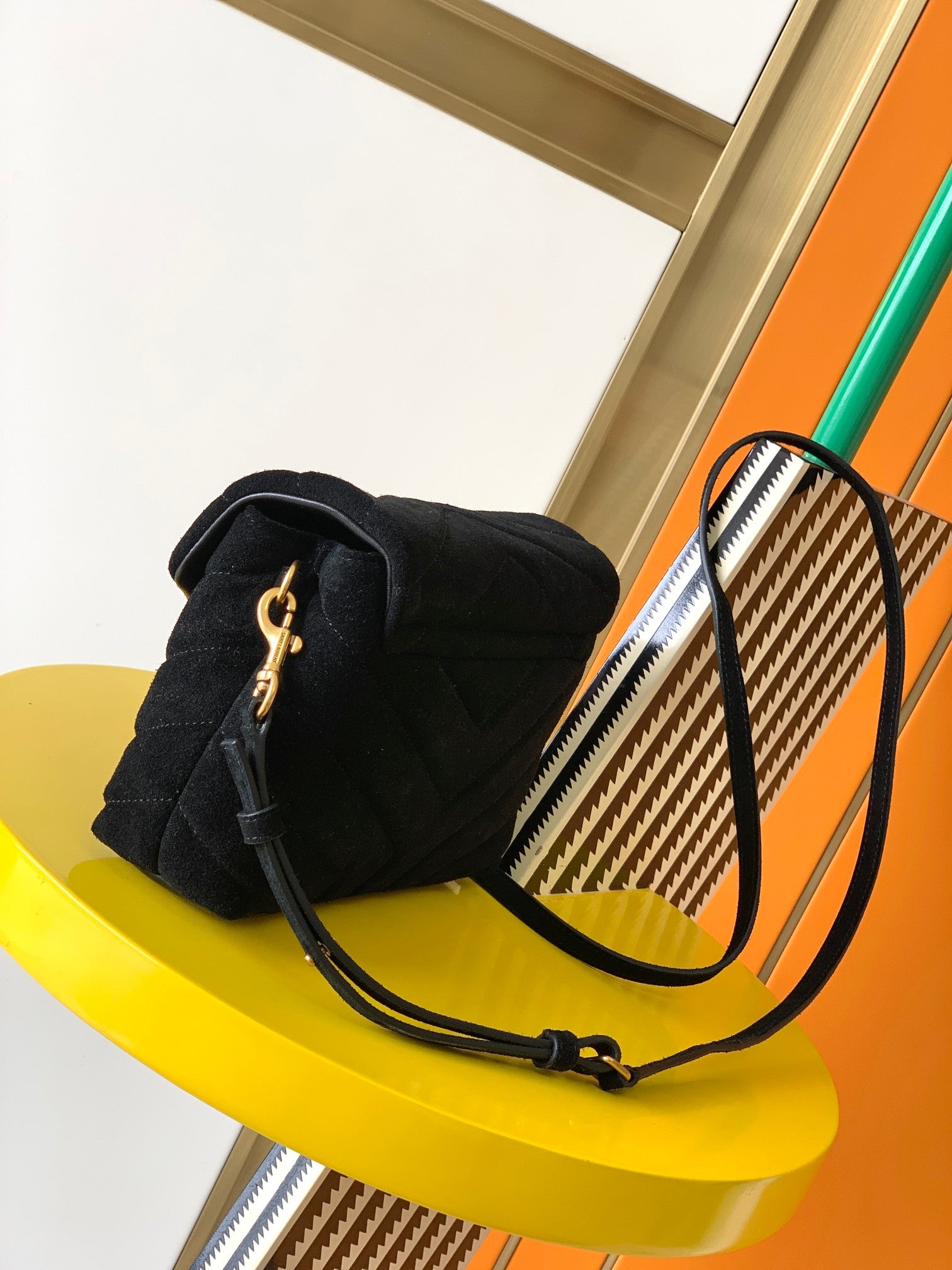 Loulou 20 Black Velvet  20x14x7cm