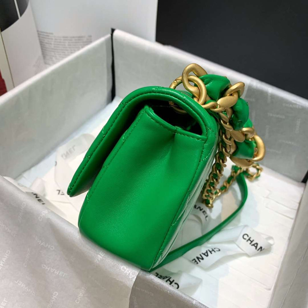 Flap Bag with chunky chain Green
