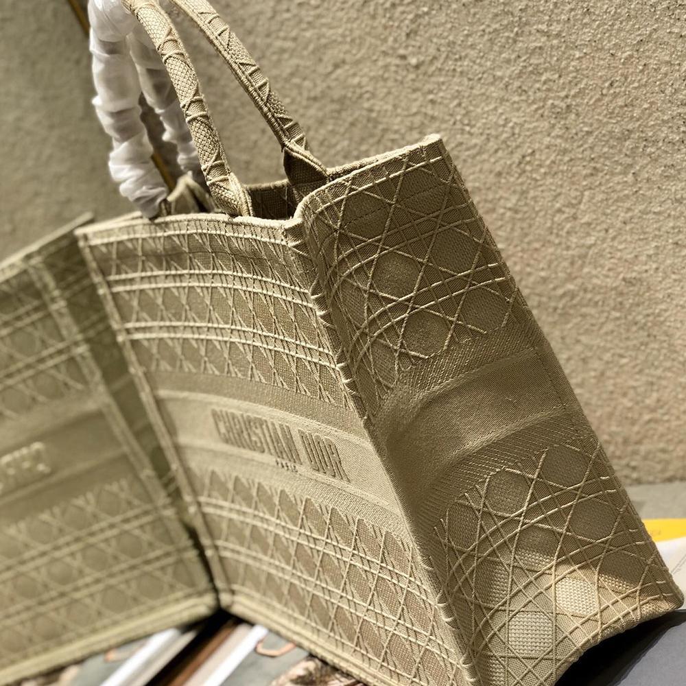 Book Tote