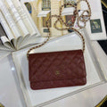 Classic Wallet on chain Burgundy caviar