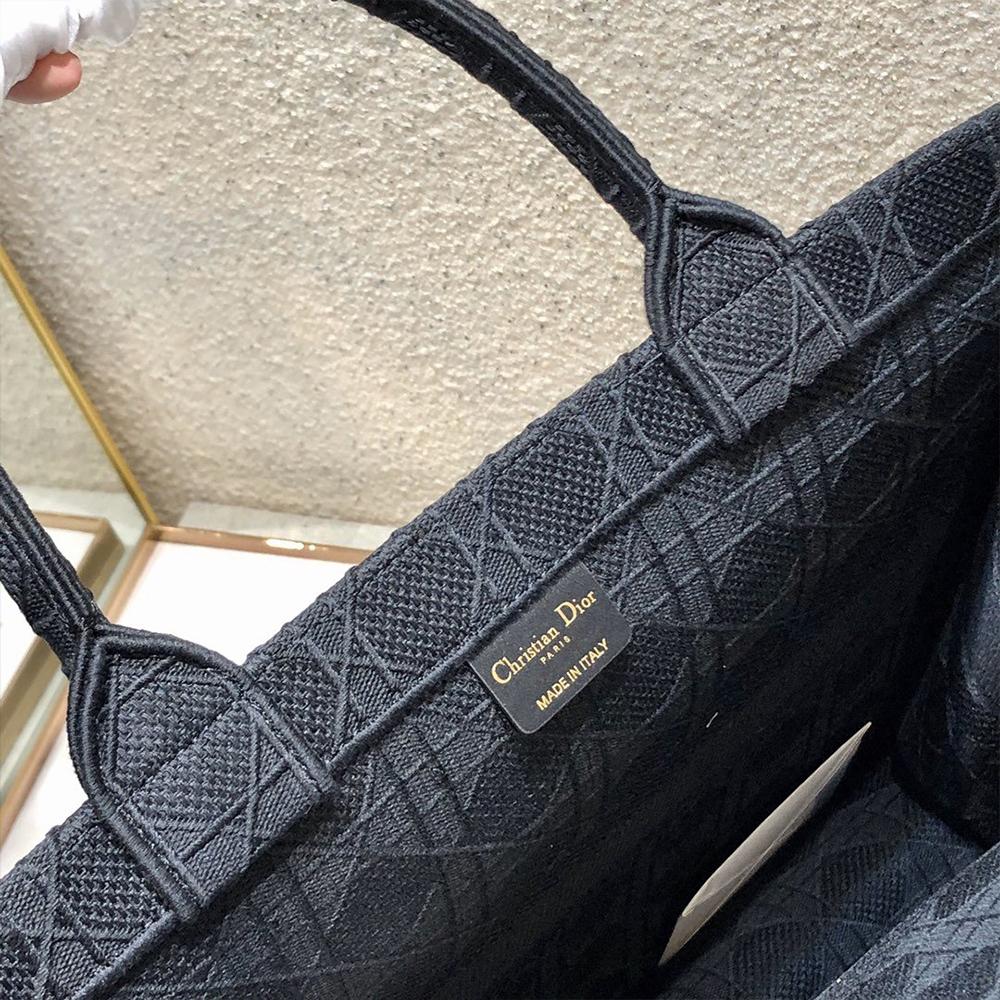 Book Tote