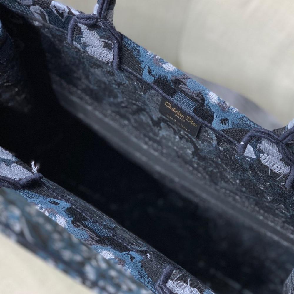 Book Tote