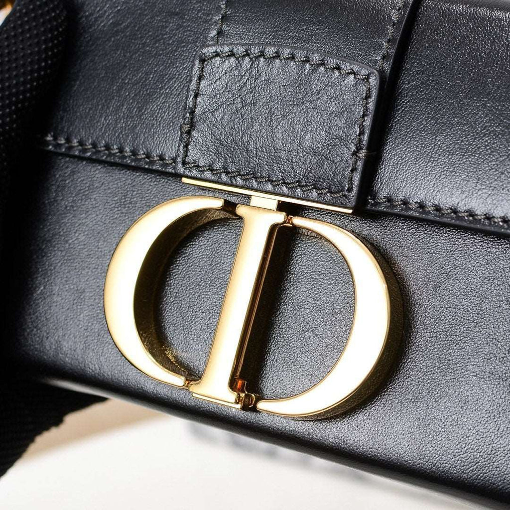 30 Montaigne Flap Shoulder Crossbody Bag with CD Clasp and Adjustable Leather Strap (24 x 17 x 8) cm
