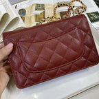 Classic Wallet on chain Burgundy caviar