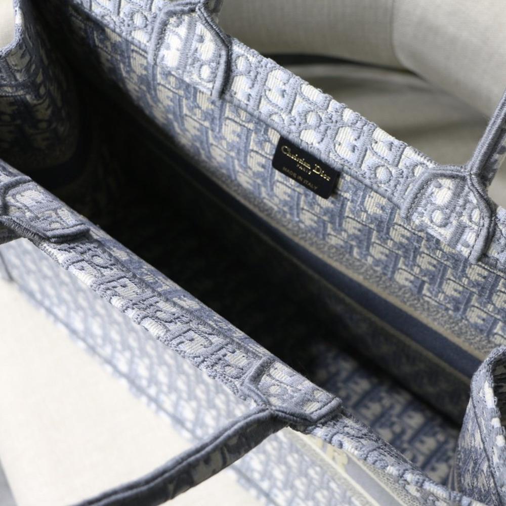 Book Tote
