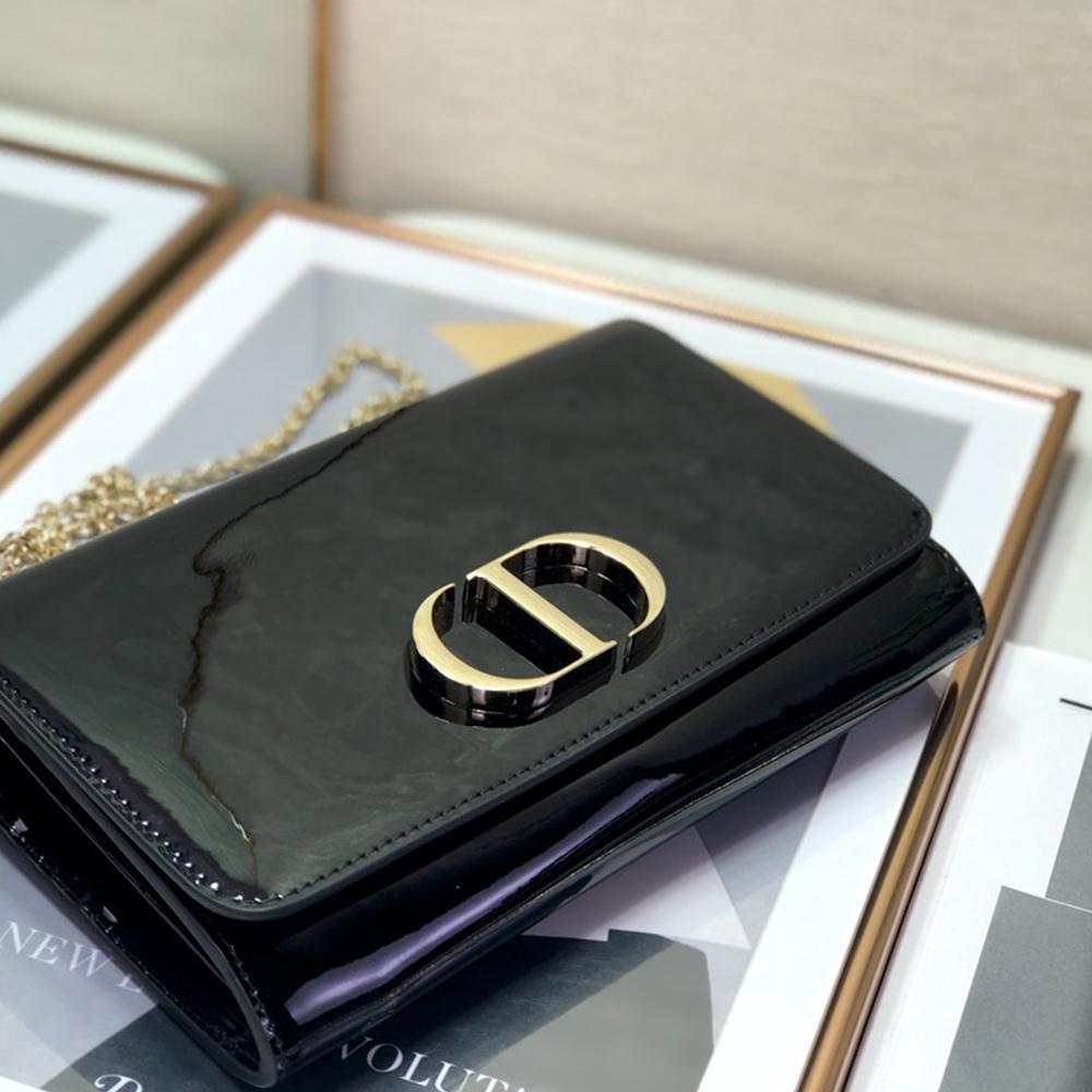 30 Montaigne Pouch