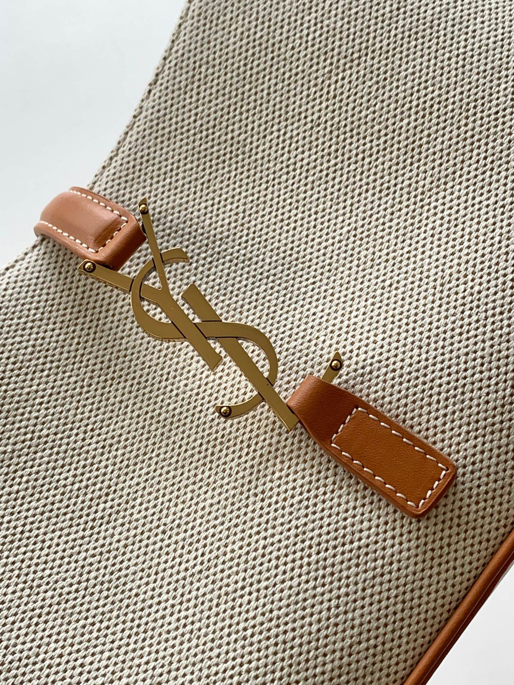 LE 5 ?¨´?? 7 in canvas and leather - 23 X 16 X 6.5 CM