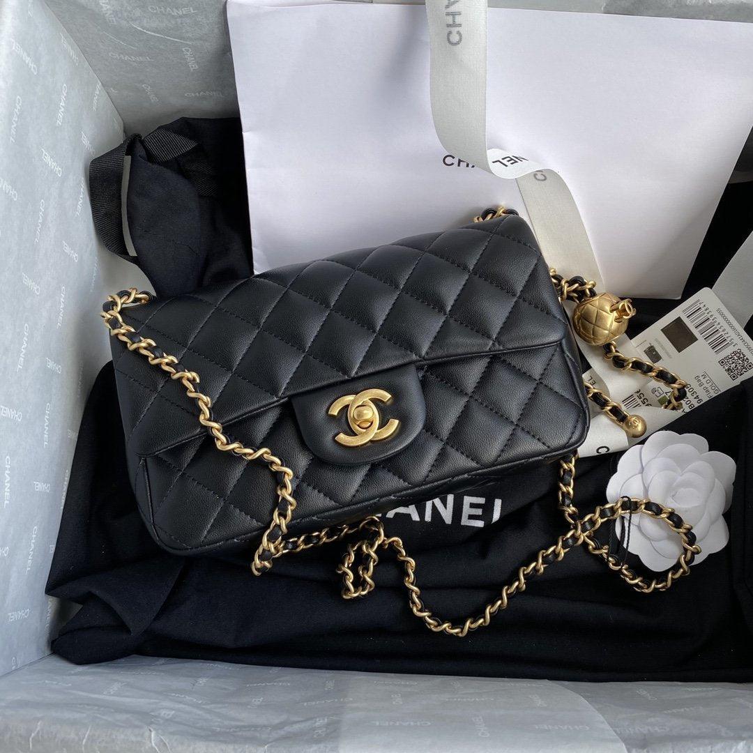 pearl crush mini Flap Bag