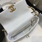 19 Medium Flap Bag