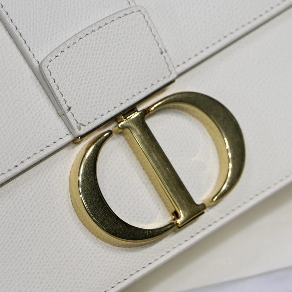 30 MONTAIGNE BAG Latte Box Calfskin