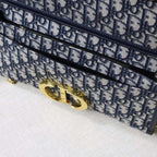 30 Montaigne Pouch