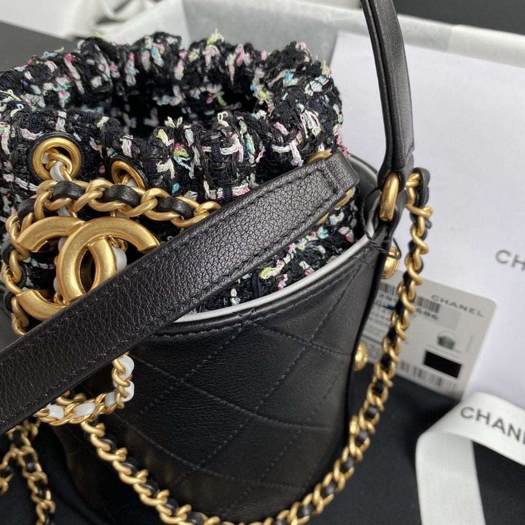 2020 Tweed Soul Bucket Bag Black