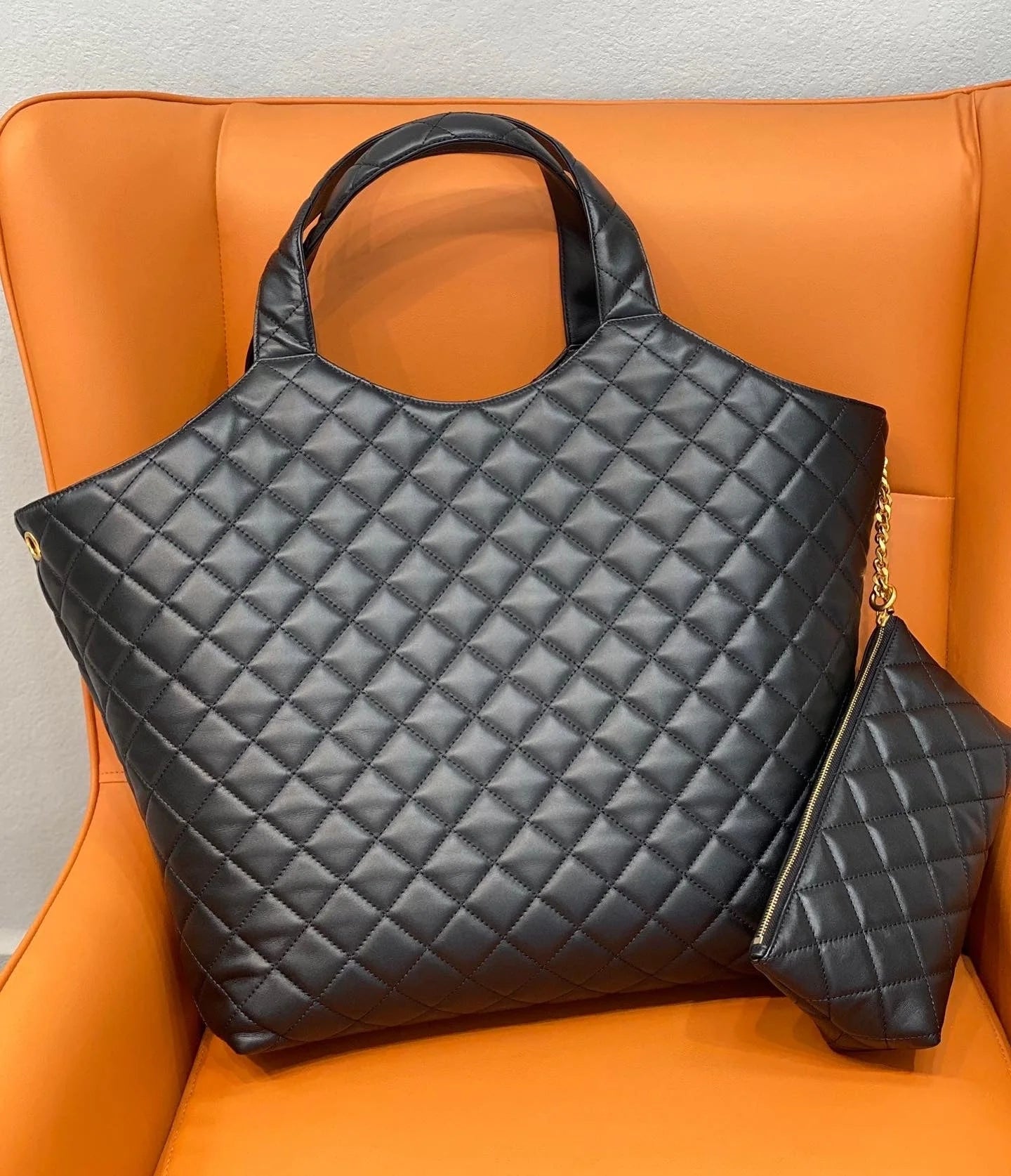 SAINT LAURENT Icare extra large embellished quilted leather tote60 ?? 39 ?? 8 cm