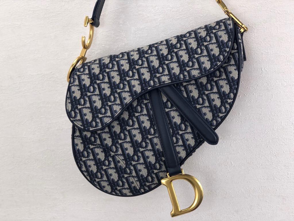 medium Saddle bag with Strap blue oblique